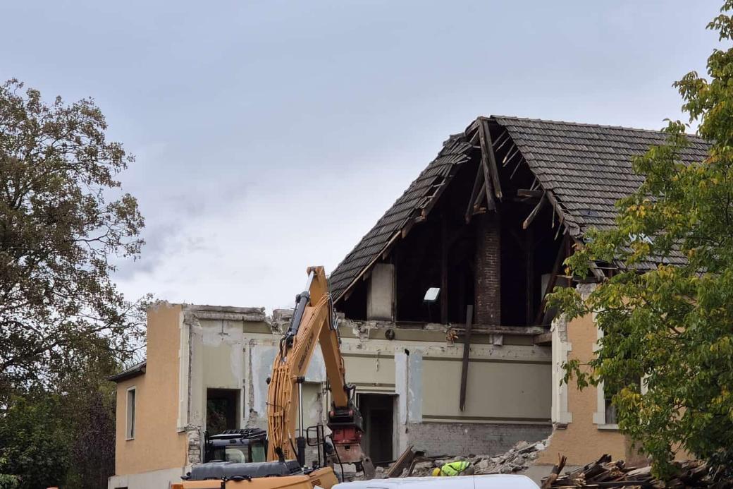 Der Abriss hat begonnen